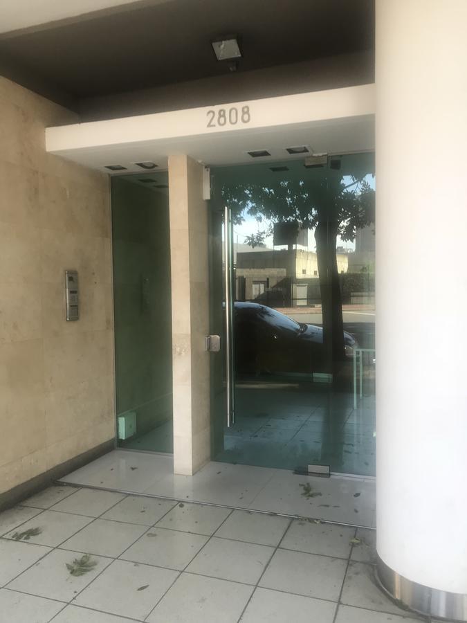 Apartamento Av Kennedy Y Cervino A Metros Embajada Eeuu بوينس آيرس المظهر الخارجي الصورة